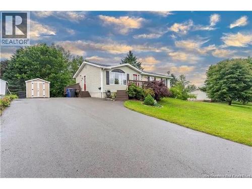 5 Sinclair St, Saint Stephen, NB 