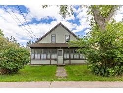 72 Salem ST Sackville, NB E4L 4J9