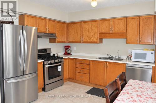 2 - 525 OAKVALE DRIVE , Waterloo, Ontario N2T 2G8 3