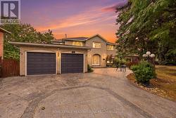 42 DAWNRIDGE TRAIL  Brampton, ON L6Z 2A1