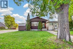 1301 KING STREET Regina, SK S4T 4G3