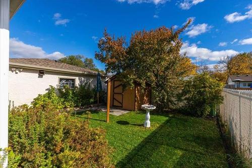 517 Weedon St, Winnipeg, MB 
