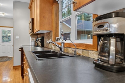 7250 Lloyd Road, Jaffray, BC 