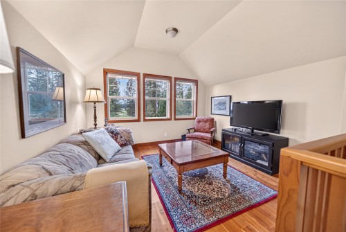 7250 Lloyd Road, Jaffray, BC 
