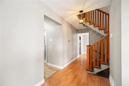 963 Centennial St, Winnipeg, MB 