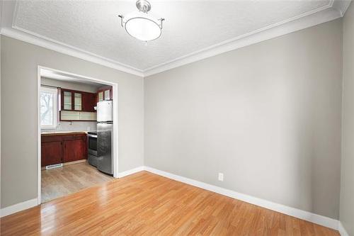 963 Centennial St, Winnipeg, MB 