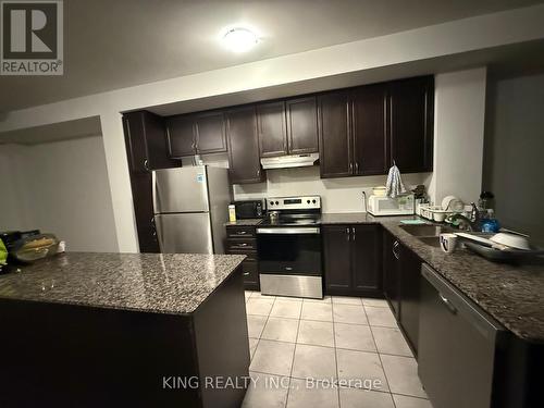 210 KEPPEL CIRCLE , Brampton, Ontario L7A 0B6 2