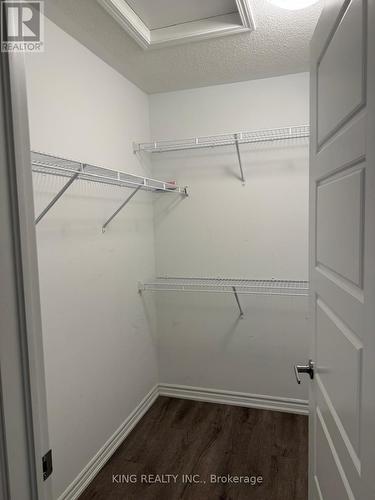 210 KEPPEL CIRCLE , Brampton, Ontario L7A 0B6 4