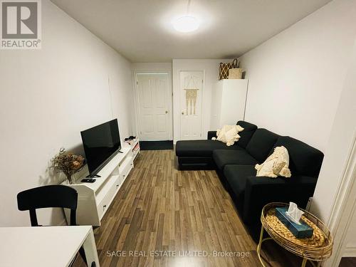 5 - 296 RUNNYMEDE ROAD , Toronto, Ontario M6S 2Y6 2