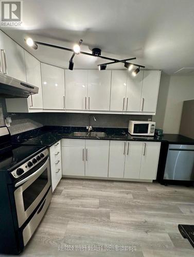 BSMT - 13 SORAUREN AVENUE , Toronto, Ontario M6R 2C6 3