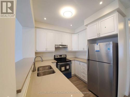 45 FUSILIER DRIVE , Toronto, Ontario M1L 0J4 5