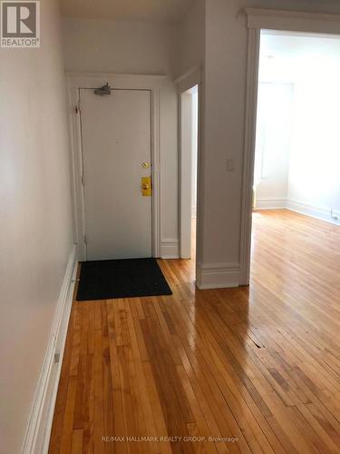3 - 421 LISGAR STREET , Ottawa, Ontario K1R 5G9 2