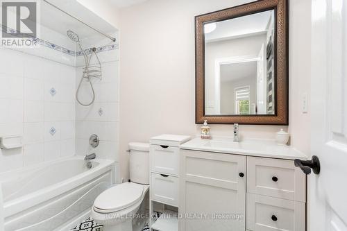 5902 Agean Drive, Mississauga, ON 