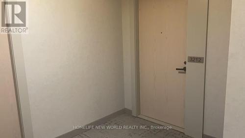 3212 - 28 INTERCHANGE WAY , Vaughan, Ontario L4K 5Z7 3