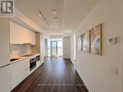 3212 - 28 INTERCHANGE WAY , Vaughan, Ontario L4K 5Z7 4