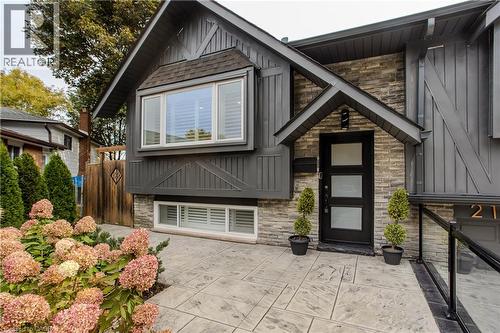2193 Lancaster Crescent, Burlington, ON 