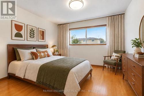 VIRTUALLY STAGED - 7566 Netherwood Road, Mississauga, ON 