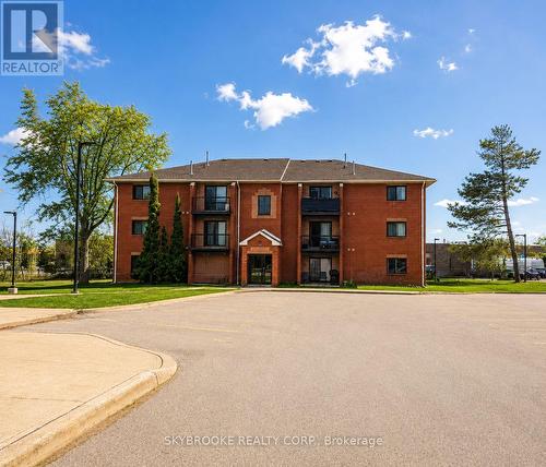 F8 - 171 EDGEHILL DRIVE , Barrie, Ontario L4N 1L9 2