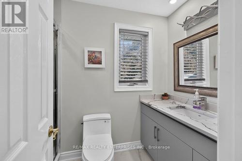 3 Piece Secondary Ensuite - 1634 Tipperary Court, Mississauga, ON 