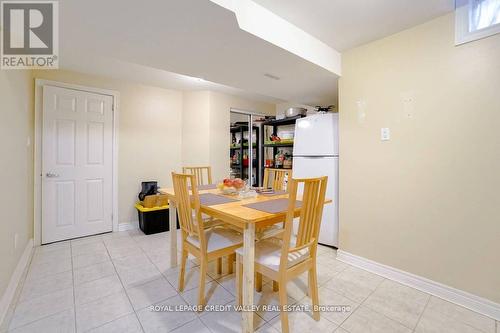 95 MULLIS CRESCENT , Brampton, Ontario L6Y 4T1 5