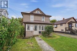 27 CHRISTMAS STREET Port Colborne (Killaly East), ON L3K 1M3