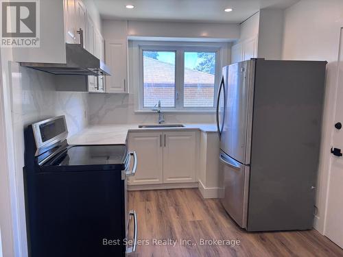 MAIN - 767 GASPE AVENUE , Oshawa, Ontario L1J 1C8 5