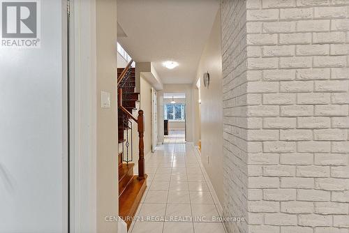 28 ECCLESFIELD DRIVE , Toronto, Ontario M1W 3J6 3