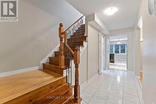 28 ECCLESFIELD DRIVE , Toronto, Ontario M1W 3J6 5