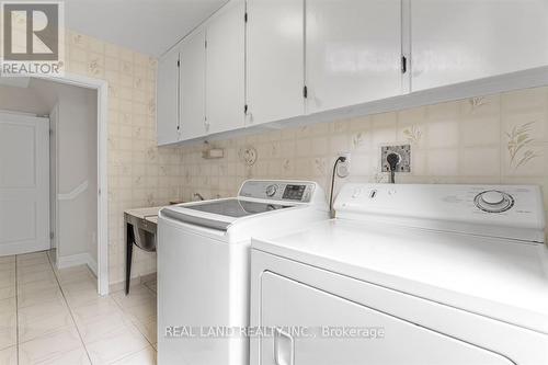 LOWER - 360 CHANTENAY DRIVE , Mississauga, Ontario L5A 1E7 2