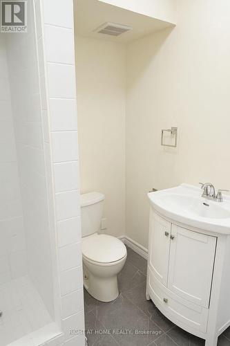 302 - 198-200 QUEEN STREET W , Toronto, Ontario M5V 1Z2 2