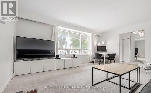 MAIN - 11 GREENBRIAR ROAD , Toronto, Ontario M2K 1H4 3