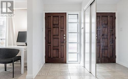 MAIN - 11 GREENBRIAR ROAD , Toronto, Ontario M2K 1H4 4