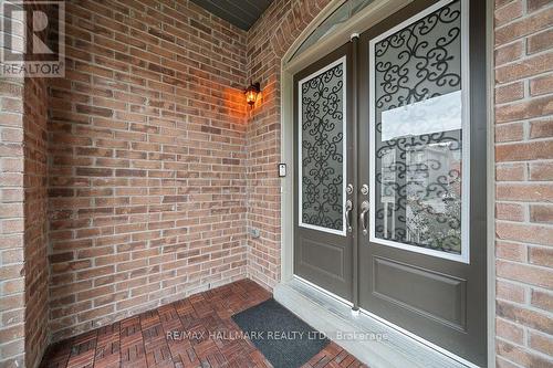 55 MARBROOK STREET , Richmond Hill, Ontario L4C 0Y8 4