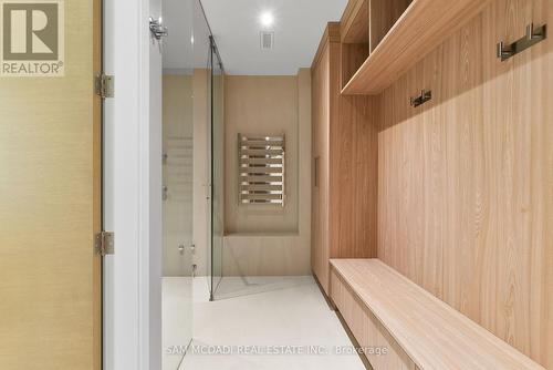 1222 Mississauga Road, Mississauga, ON 