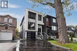 19 SIMPSON AVENUE Toronto, ON M8Z 1C9