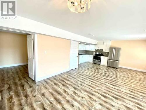 (LOWER) - 1236 MEDWAY PARK DRIVE , London North, Ontario N6G 0V6 4