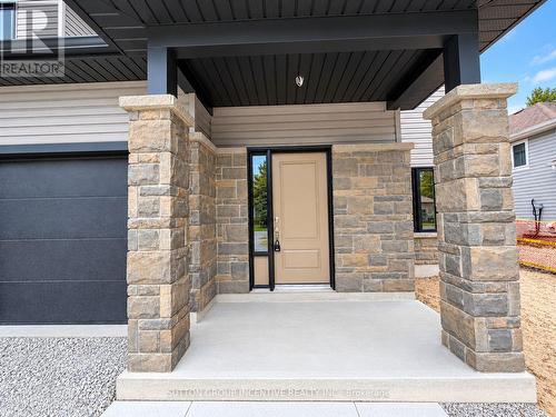 9 - 1 RIVERDALE DRIVE , Wasaga Beach, Ontario L9Z 1E9 2