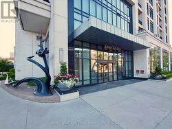 223 - 1 OLD MILL DRIVE  Toronto, ON M6S 0A1