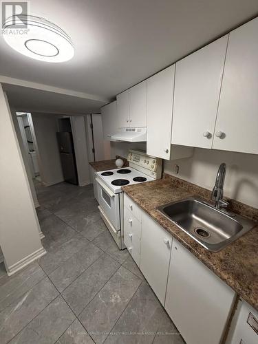 4 - 65 DELAWARE AVENUE , Ottawa, Ontario K2P 0Z2 5