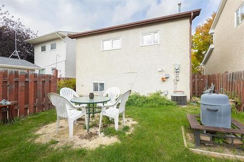 7 Gimli Pl, Winnipeg, MB 