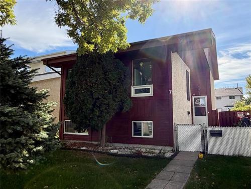 7 Gimli Pl, Winnipeg, MB 