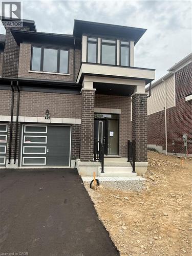 15 CHAPMAN Road , Paris, Ontario N3L 0R5 1
