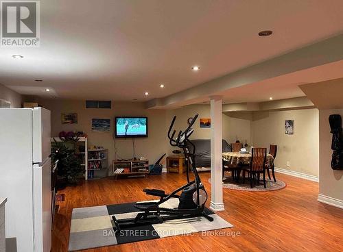 26 STAVE (LOWER) CRESCENT , Richmond Hill, Ontario L4C 9J9 2
