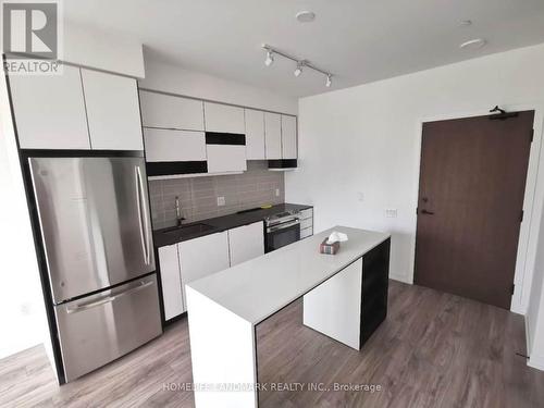 505 - 4065 CONFEDERATION PARKWAY , Mississauga, Ontario L5B 4N1 5