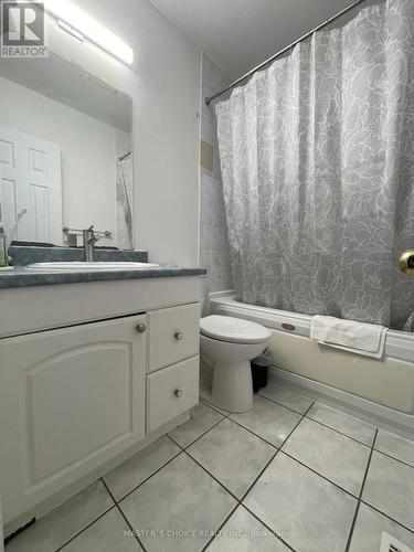 39 RICHARDSON DRIVE S , Aurora, Ontario L4G 1Z2 4