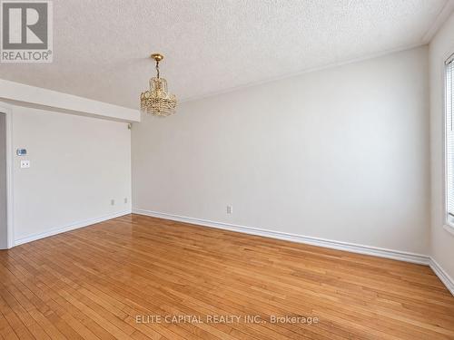 195 SOUTH UNIONVILLE AVENUE , Markham, Ontario L3R 5S6 3