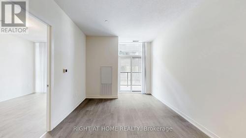 408 - 38 ANNIE CRAIG DRIVE , Toronto, Ontario M8V 0G9 5