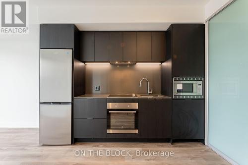 913 - 86 DUNDAS STREET E , Mississauga, Ontario L5A 1W4 5