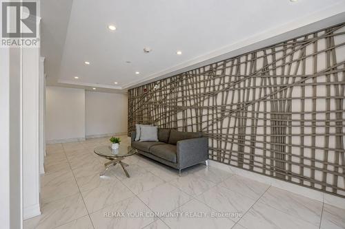202 - 65 SHIPWAY AVENUE , Clarington, Ontario L1B 0W2 2