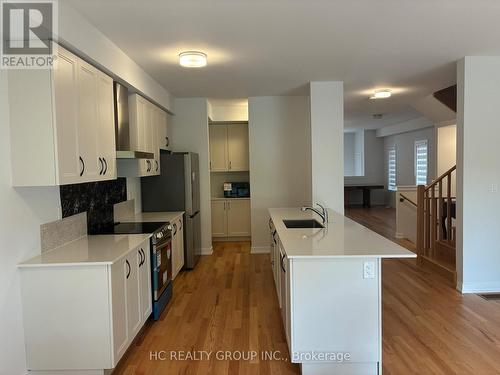 51 DANIELLE MOORE CIRCLE , Toronto, Ontario M1P 0G9 4